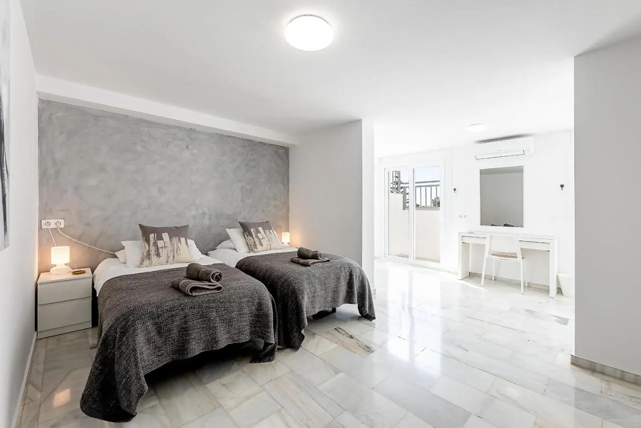 Luxury Villa With Private Pool Benalmádena